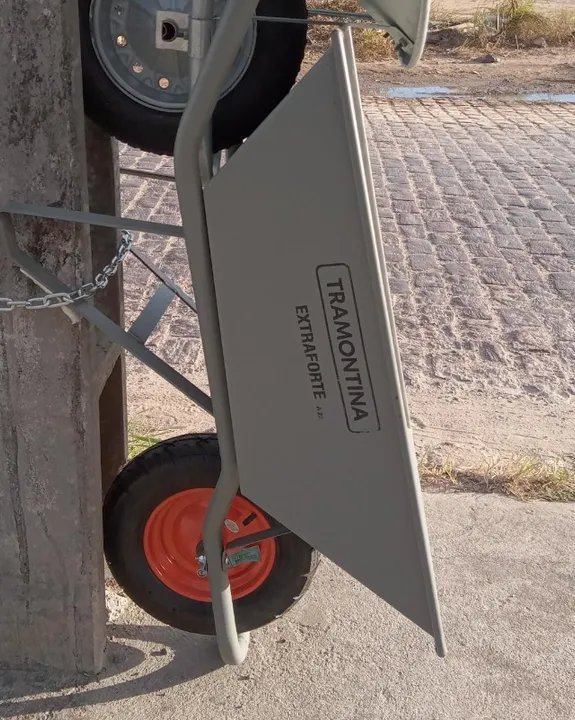 Carro mão extra forte Tramontina câmara leia a descrição