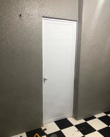 Porta de alumínio branco 