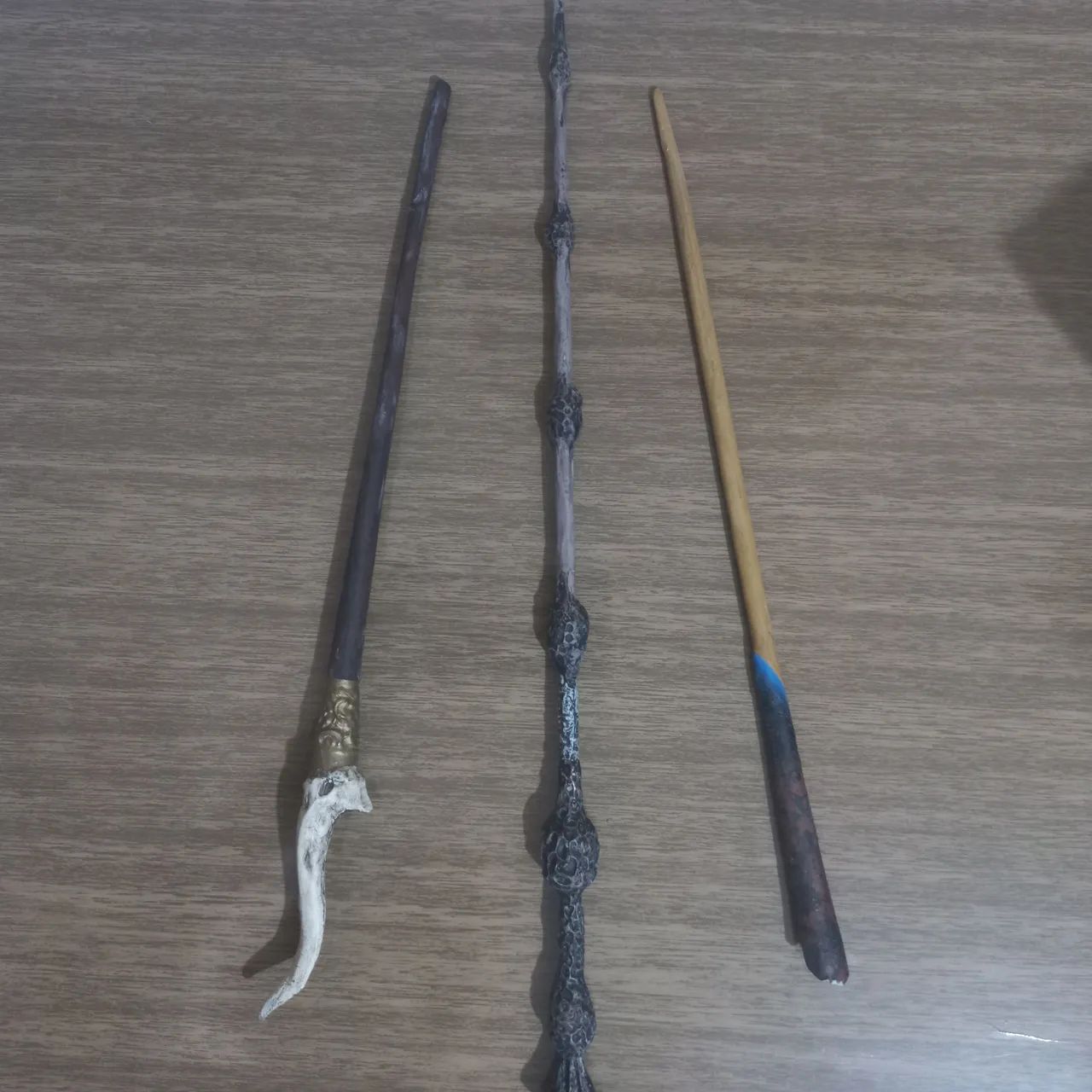 Kit 3 varinhas Harry Potter+ pingente