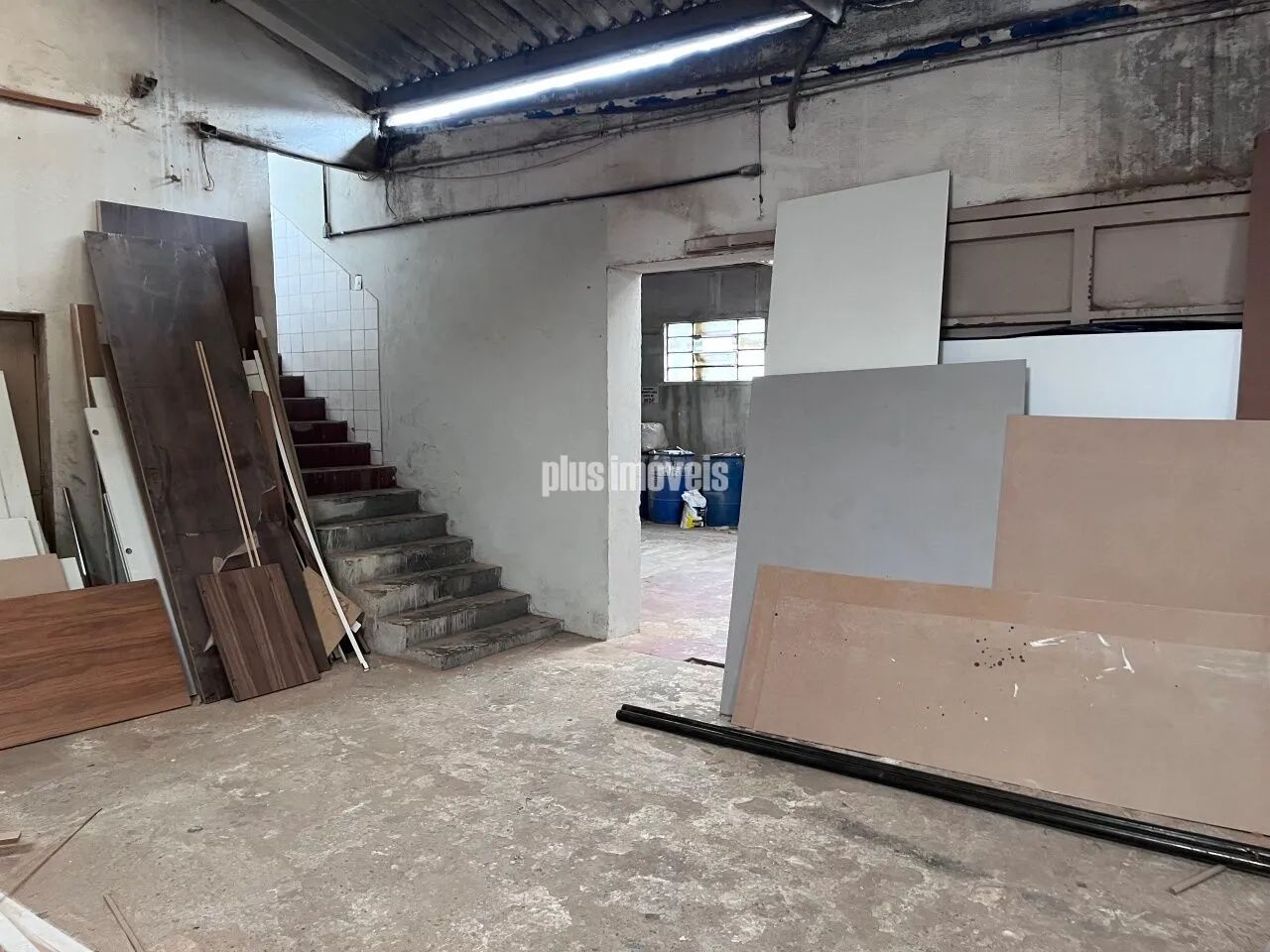 GALPÃO A 100 METROS DO METRO - CARENCIA - Foto 12