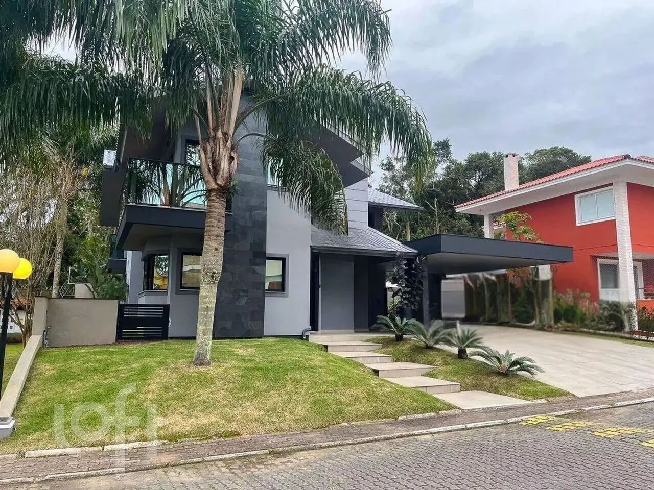 Casa à venda em Santo Antônio de Lisboa com 437 m², 4 quartos, 1 suíte, 3 vagas