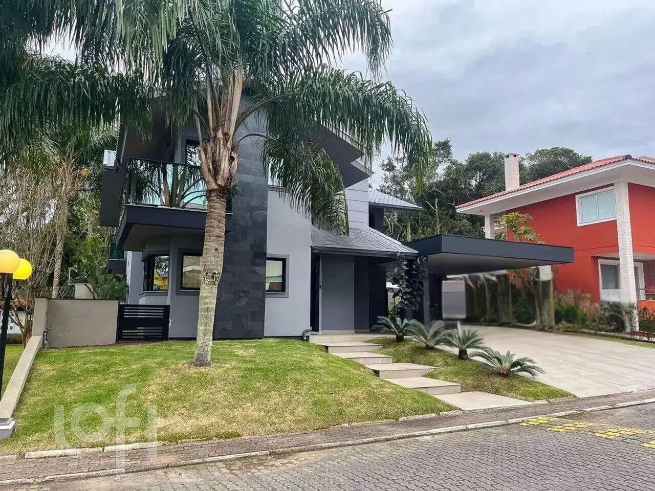 Casa à venda em Santo Antônio de Lisboa com 437 m², 4 quartos, 1 suíte, 3 vagas