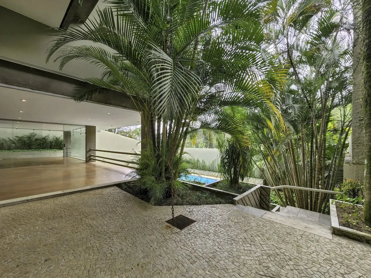 Casa Para Venda - Rua Fechada - 900m² - 8 Vagas - Bairro Morumbi