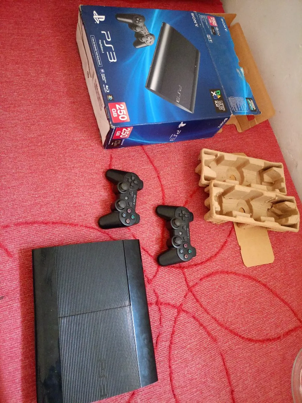PlayStation 3 (PS3)  Completo com 2 Controles