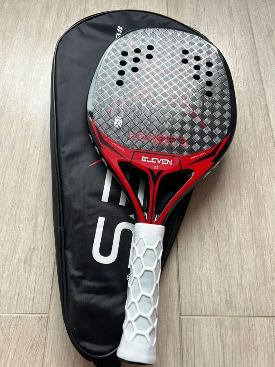 Raquete de Beach Tennis Heroes Eleven Black 2.0 Carbono 3 k - Foto 2