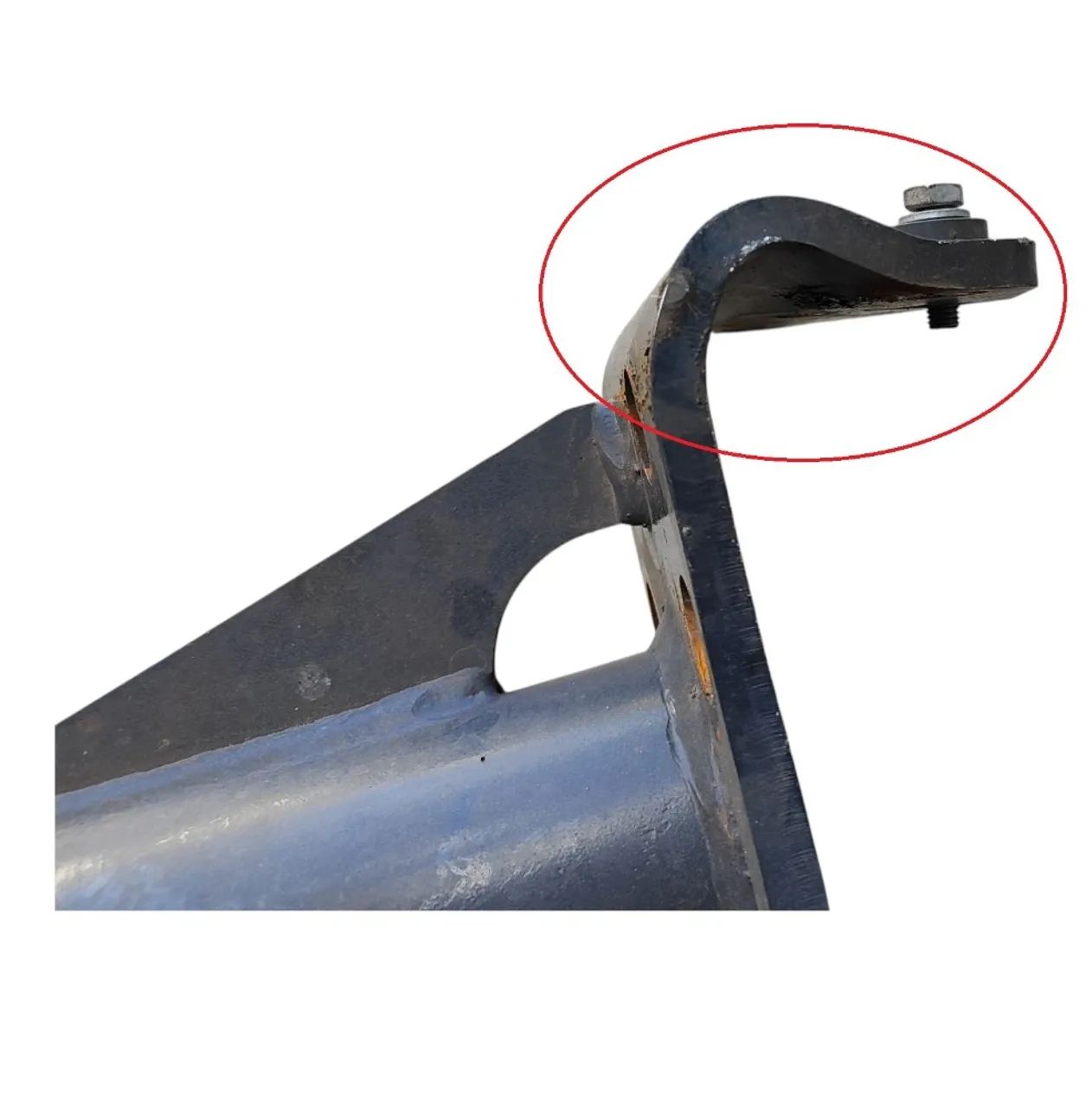 Travessa Dianteira Chassi Rebocador  Tector 170e21 C Detalhe - Foto 6