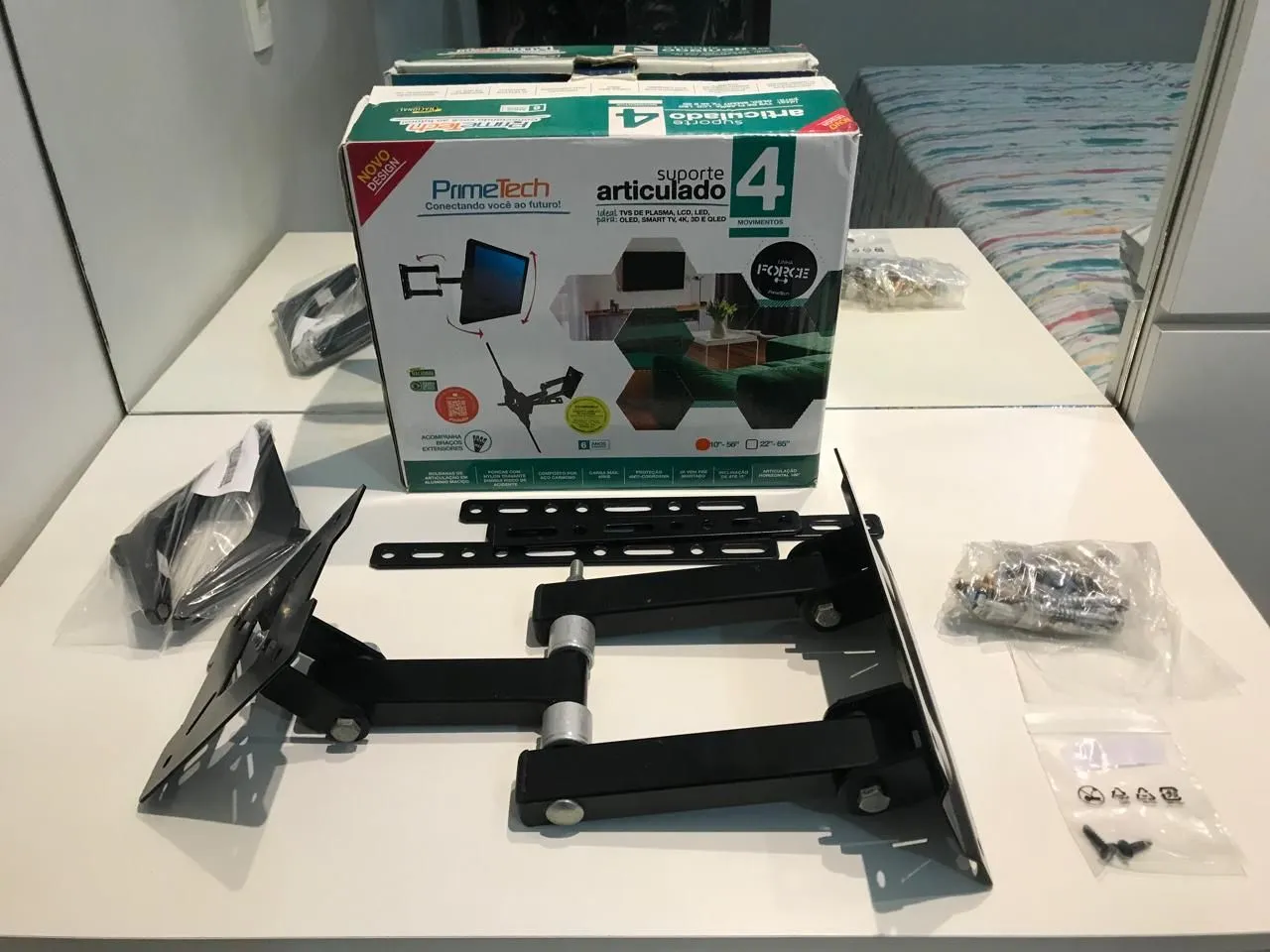 Suporte Articulado PrimeTech para TV de 10 a 65 polegadas