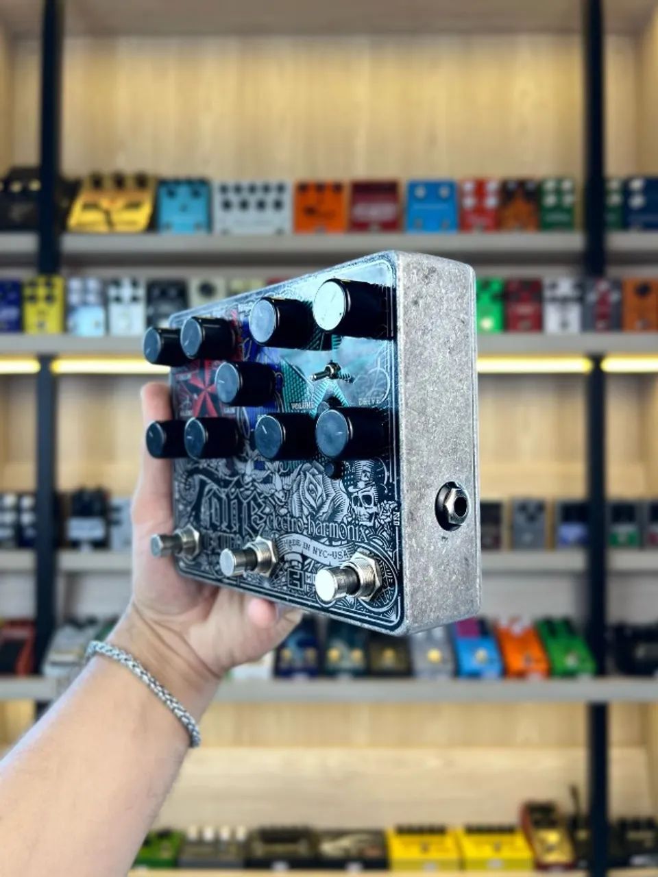 Pedal Tone Tattoo Analog Delay / Chorus / Distortion Multi-Effect   - Foto 2