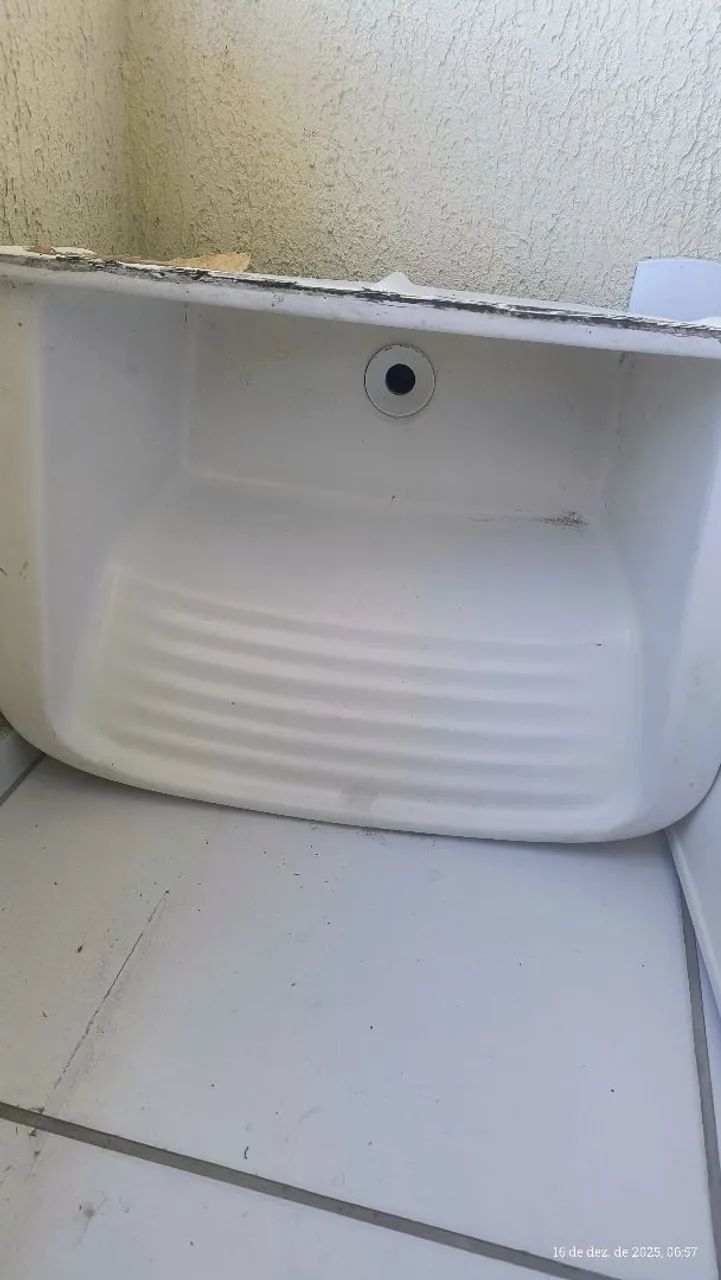 Pia64850325611905120