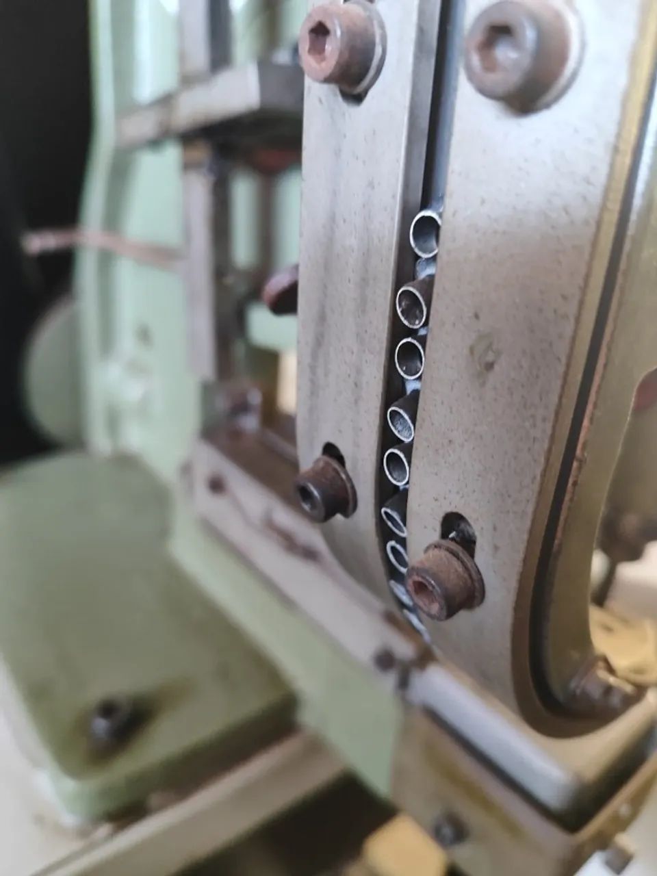 ILHOSEIRA REBITADEIRA SEMI AUTOMATICA PIPE VARIANI - Foto 3