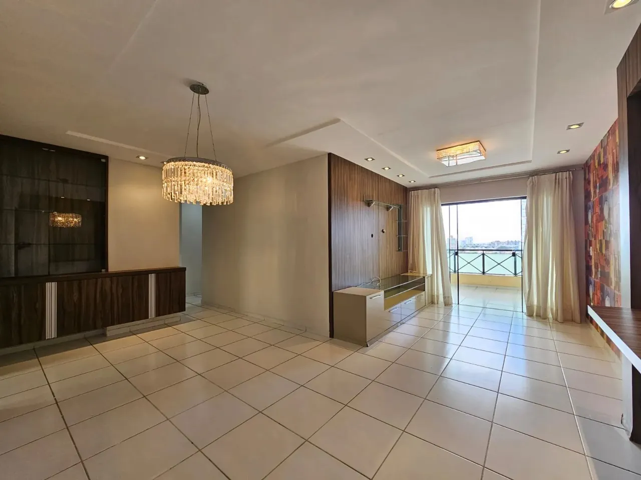 Apartamento 3 Suítes em Candelária disponível para locação