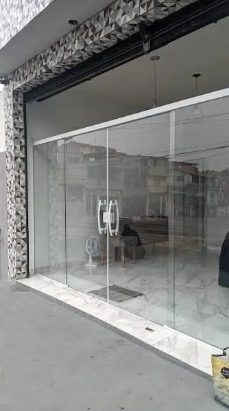 Vidraceiro instalador de vidro temperado 