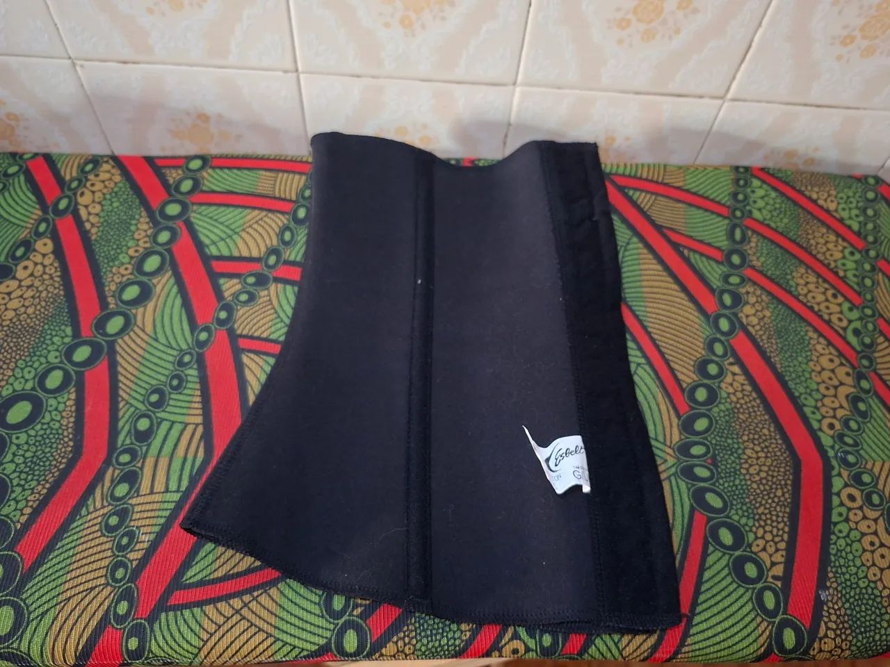 Cinta modeladora preta Esbelt