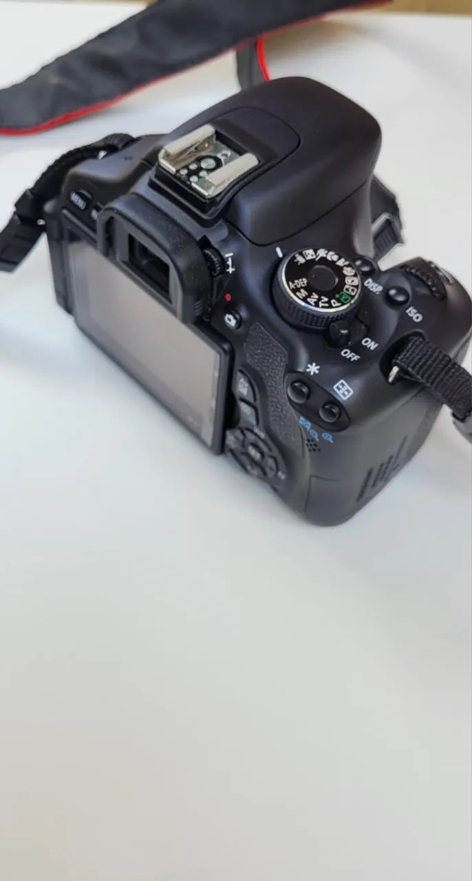 Camera Canon EOS Rebel T3i - Foto 3