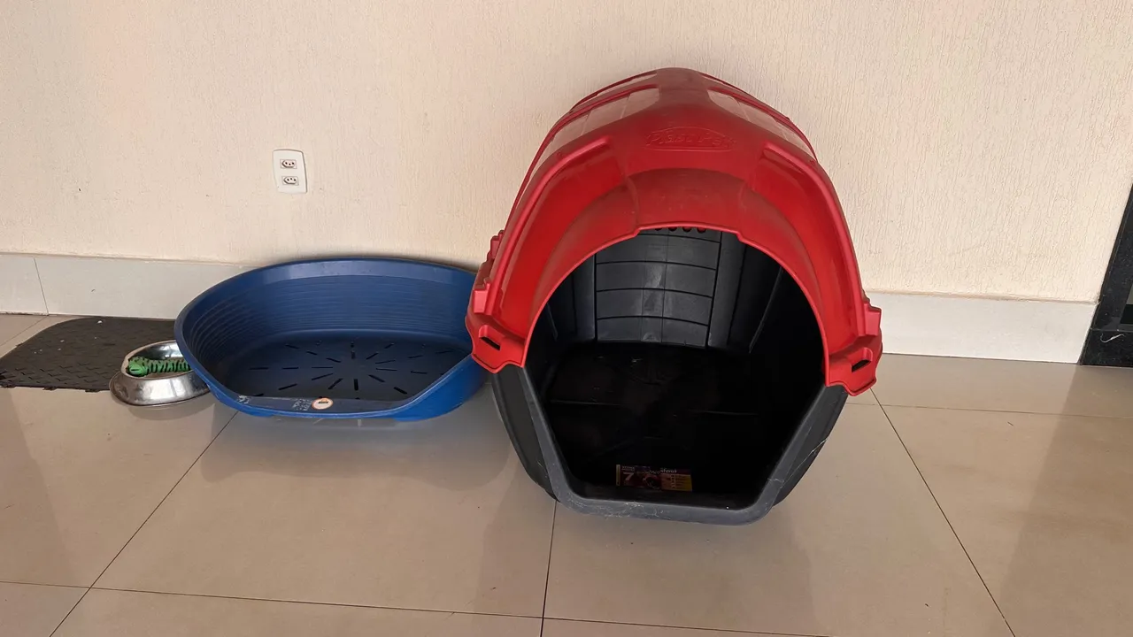 Casinha para cachorro & banheira
