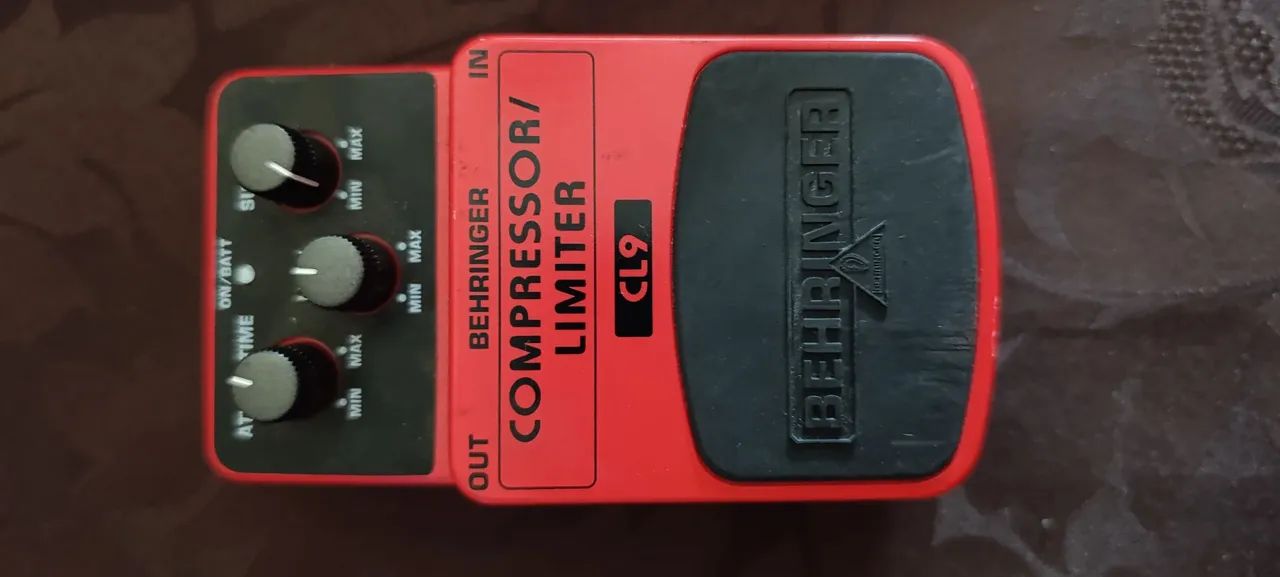 Pedal Berhinger Compressor  - Foto 2