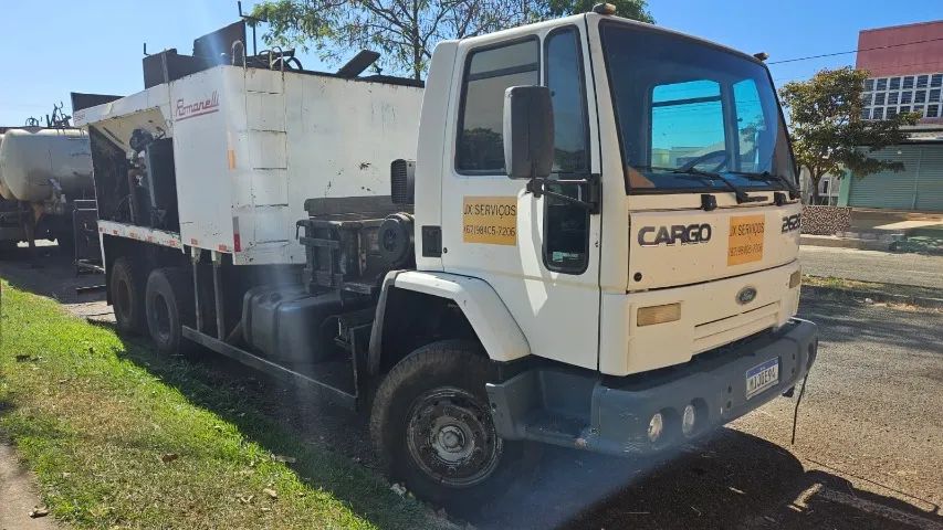 Usina de micropavimento Romanelli UHR 700, microrrevestimento, microrevestimento, lama asf - Foto 5