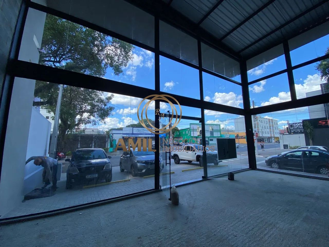 TT Aluga EXCELENTE Ponto Comercial, 220 m², 2 Banheiros, 4 Vagas, Jardim São Dimas - SJC - Foto 4