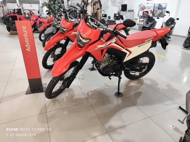 Tornado 300  abs 2026  COMPLETA