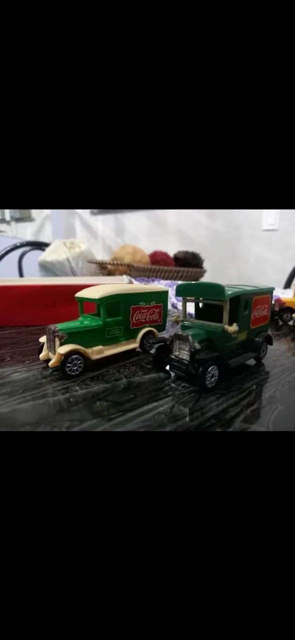 Miniaturas de Caminhões Antigos Colecionáveis - Foto 3