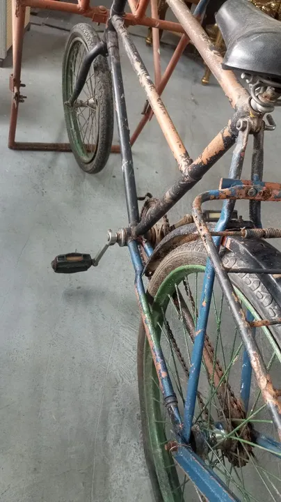 Bicicleta cargueira antiga
