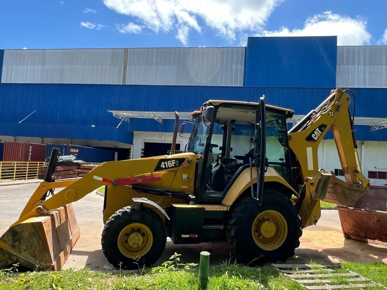 RETRO CAT 416F2 / 2018 / BEM CONSERVADA - Foto 5