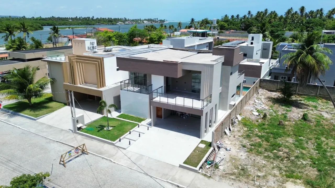 Imóvel para aluguel possui 400 metros quadrados com 4 quartos