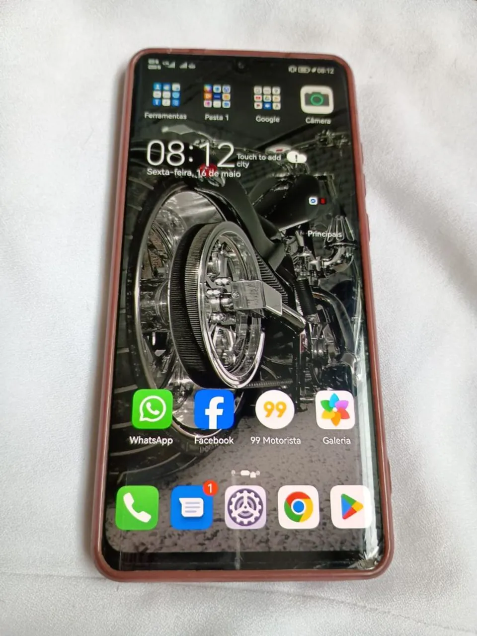Huawei p30 pro 256gb interno 8gb RAM, funcionando perfeitamente.