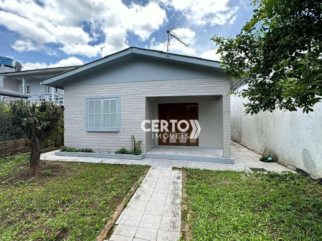 Casa com 2 dormitórios para alugar, 80 m² por R$ 1.780,00/mês - Centro - Sapiranga/RS
