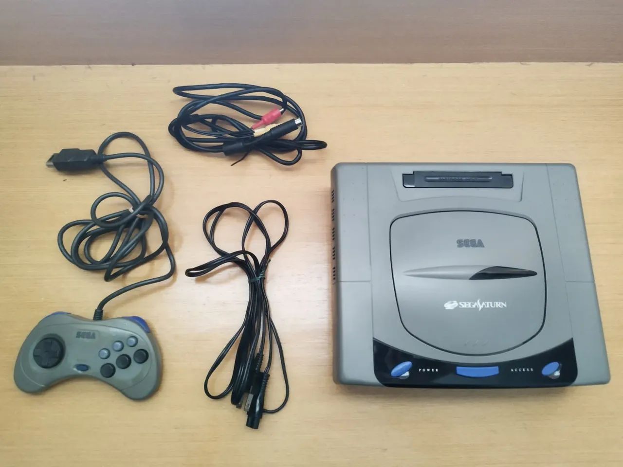 Sega Saturn Console - Completo e Funcionando