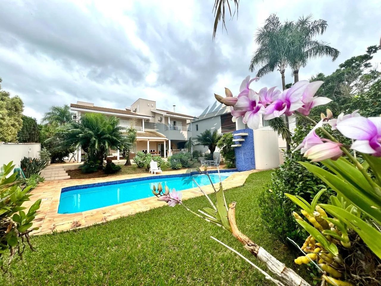 Casa a Venda em Alphaville Campinas .
