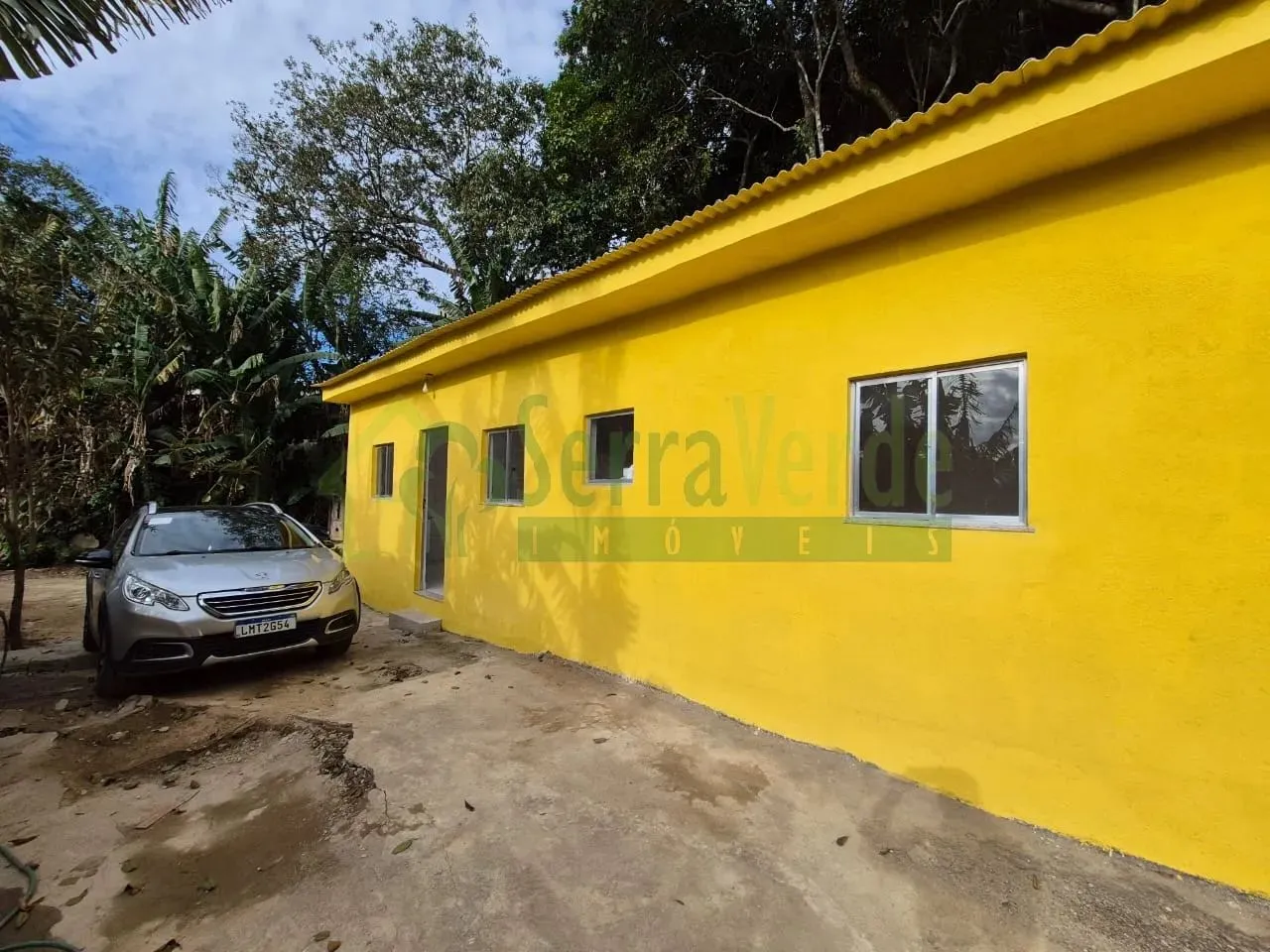 DUARTE DA SILVEIRA ( PRÓXIMO A POLICART) composta de 1 quarto, sala, banheiro, cozinha, ár