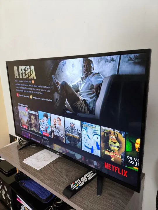 VENDO TV AOC - 43 POLEGADAS 