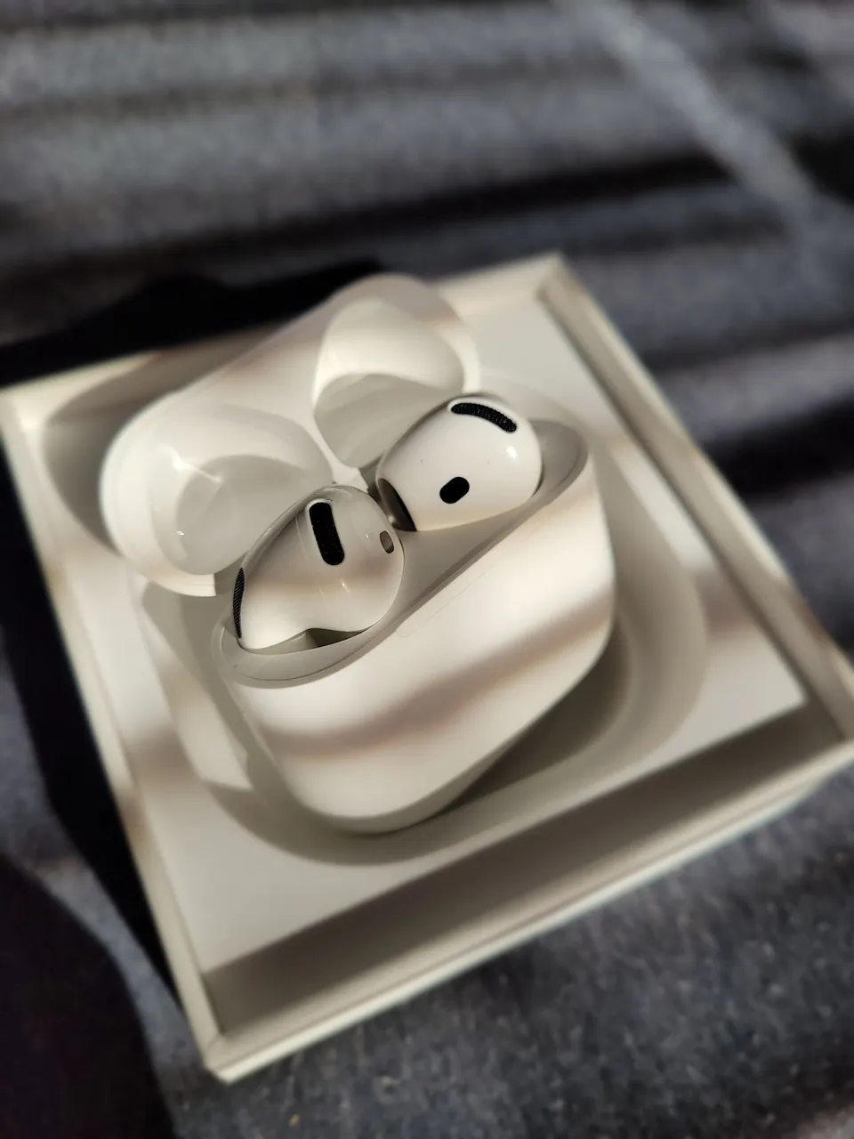 Airpods 4 novo na caixa