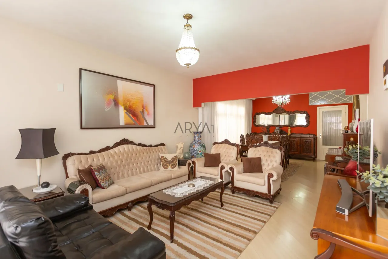 Casa à venda no Bigorrilho ARYA1