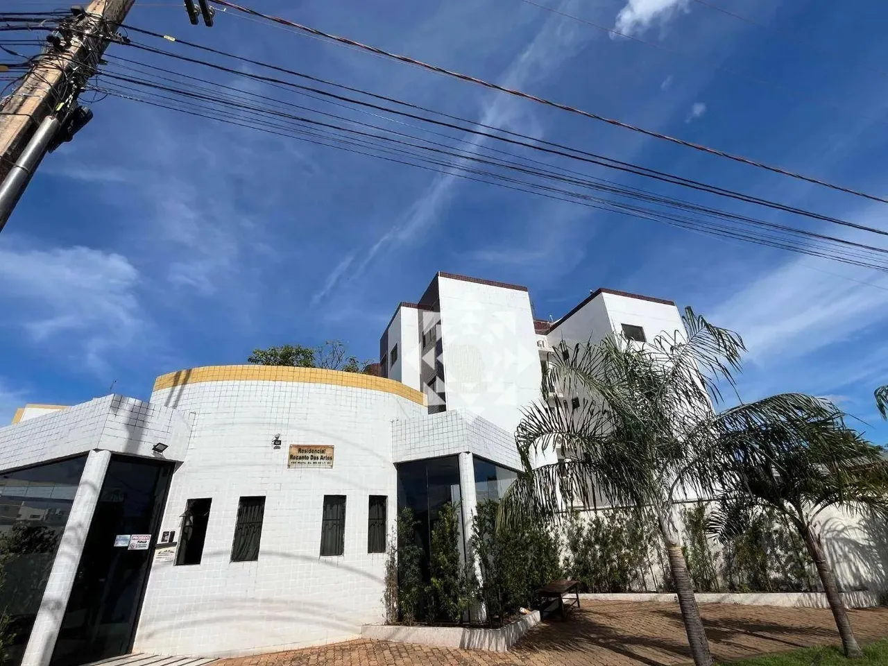 Apartamento com 3 dormitórios para alugar, 47 m² por R$ 2.400,00/mês - Plano Diretor Norte