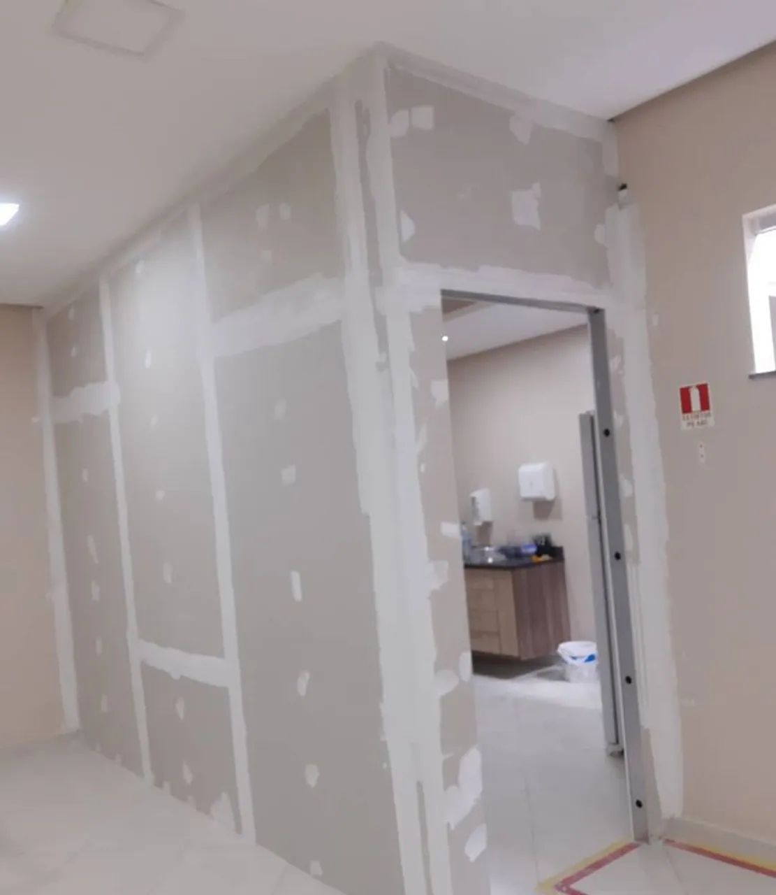 Forro e divisórias de gesso - Foto 2