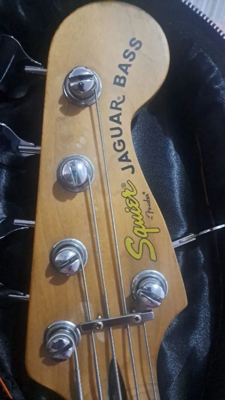 Baixo Squier Fender - Foto 2