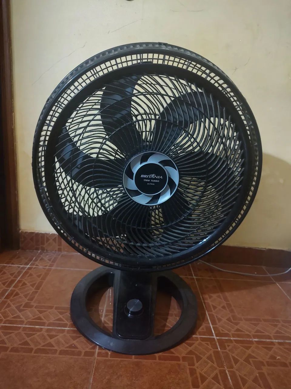 Ventilador Britânia 175W Turbo - Usado