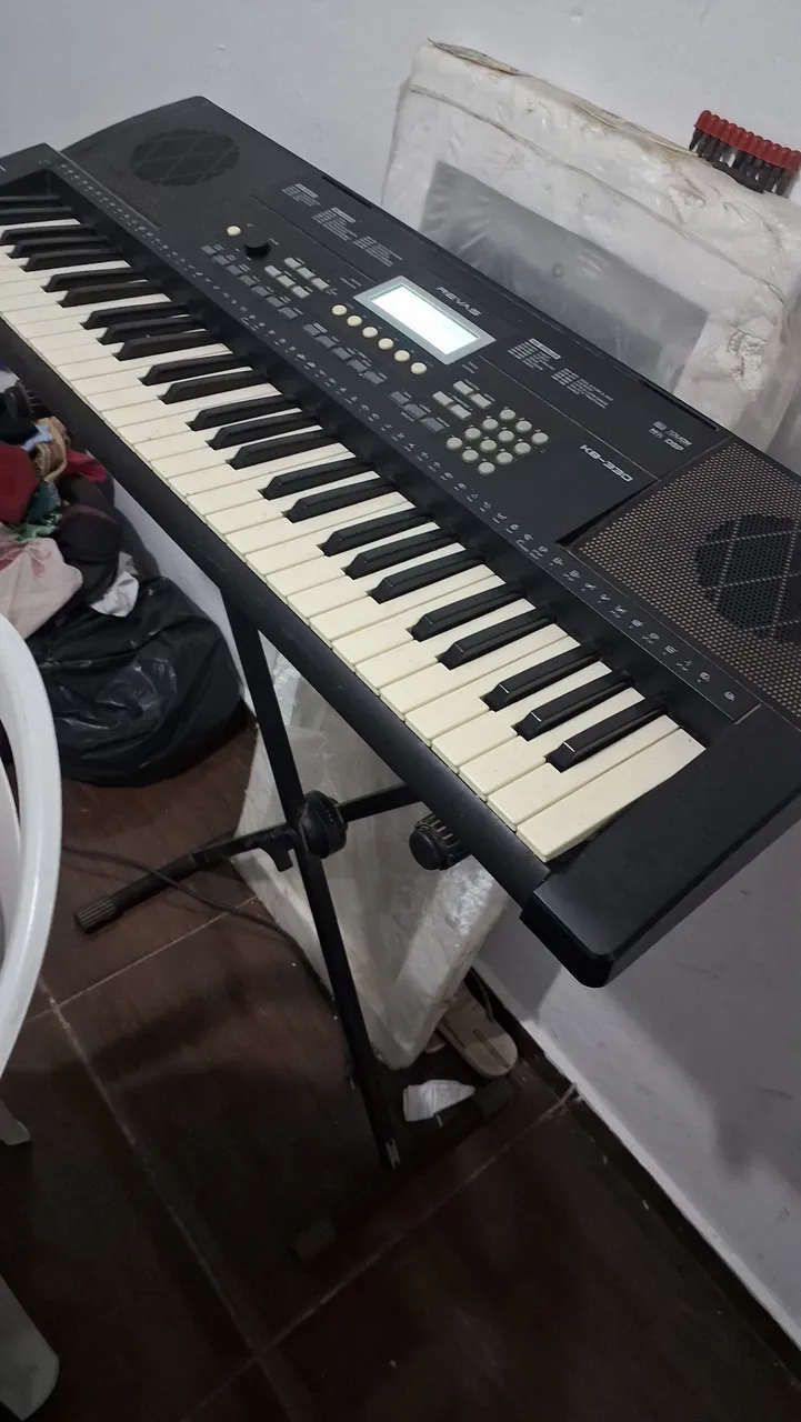 Teclado Musical Revua KB-330
