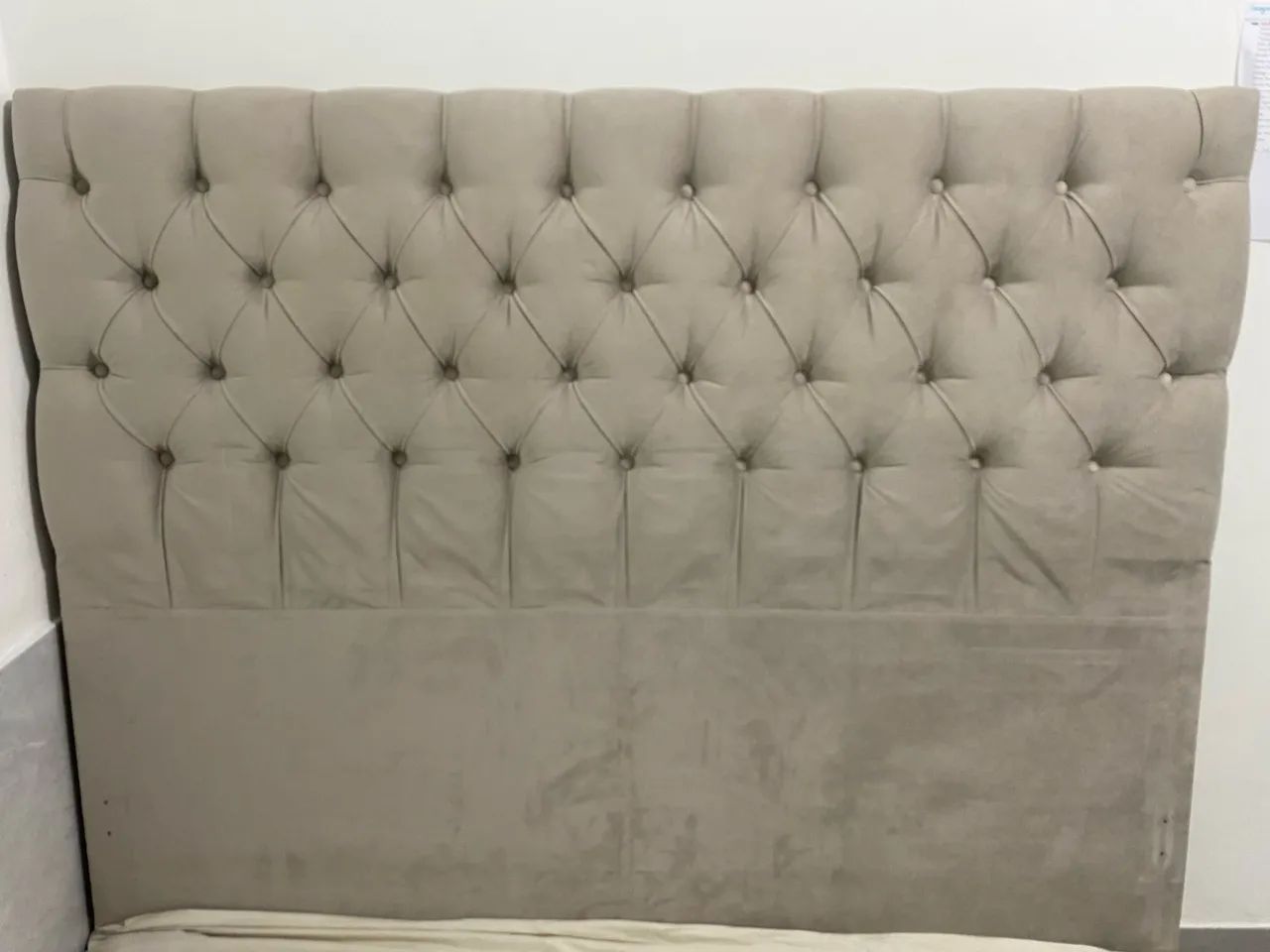 Cabeceira de Cama Estofada Bege
