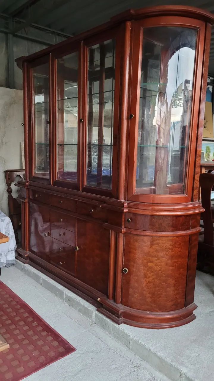 Cristaleira de madeira maciça  - Foto 3