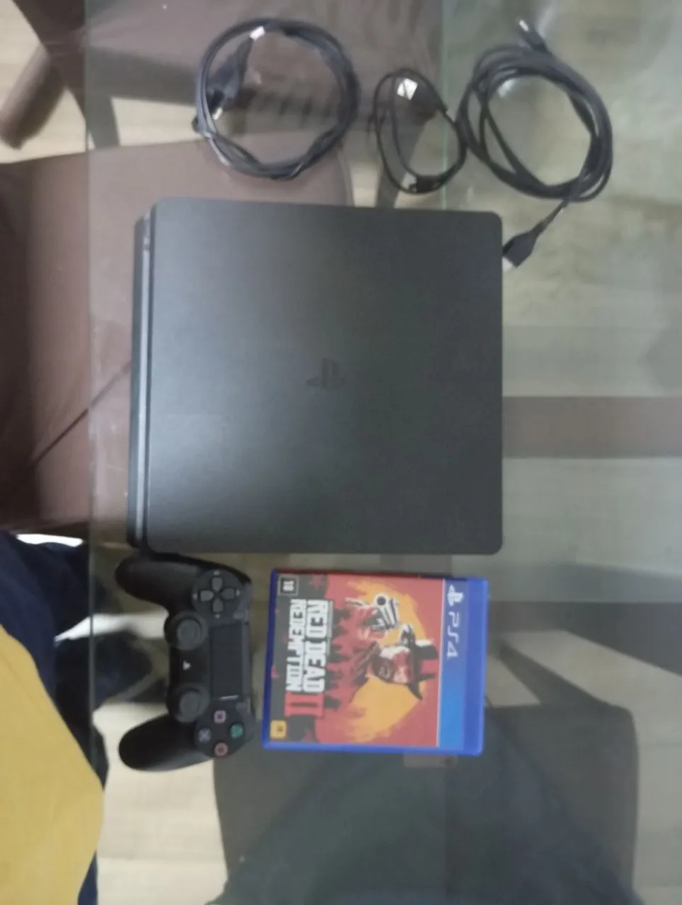 PlayStation 4 + Red Dead Redemption 2