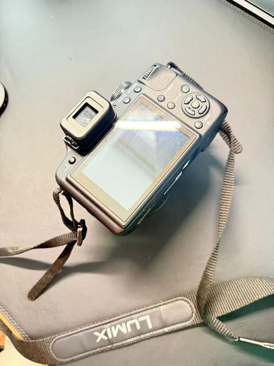 Câmera Panasonic Lumix FZ47 - Foto 2