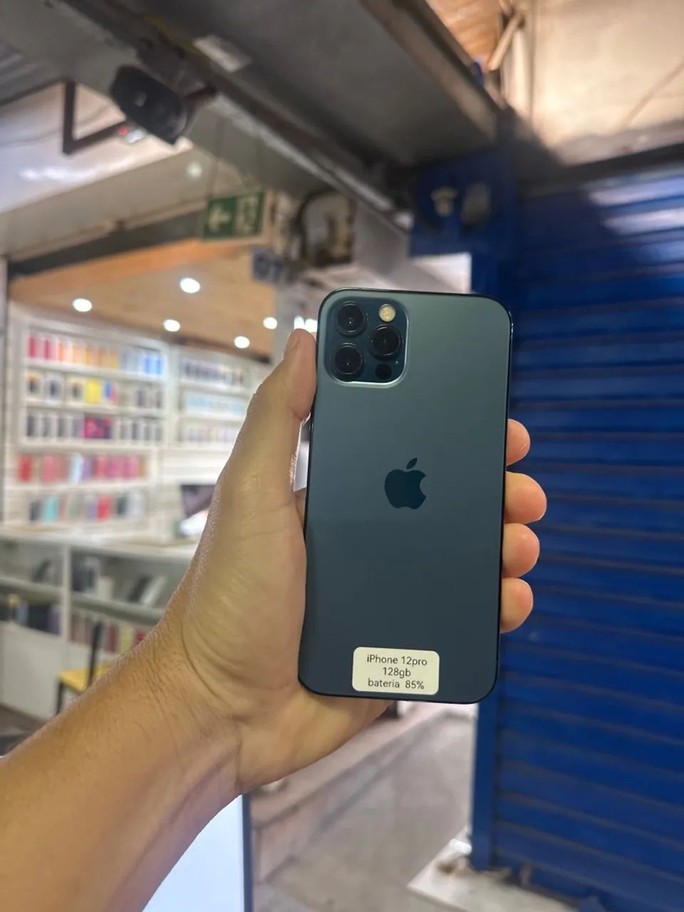 iPhone 12 Pro 128GB Azul-Marinho bateria 84 - Celulares e