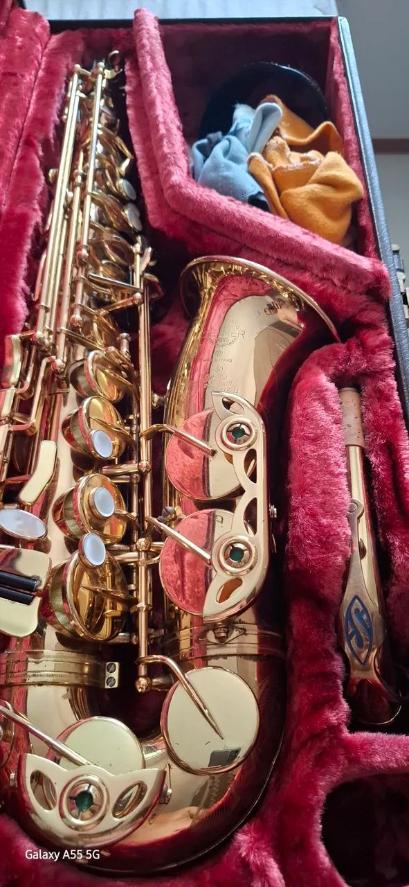 Saxofone Selmer super action Série II - Instrumentos musicais