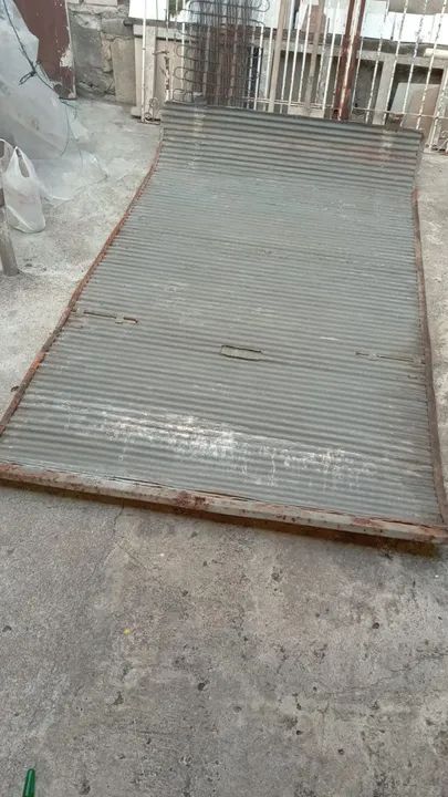 Porta de ferro  tem negociação - Foto 2