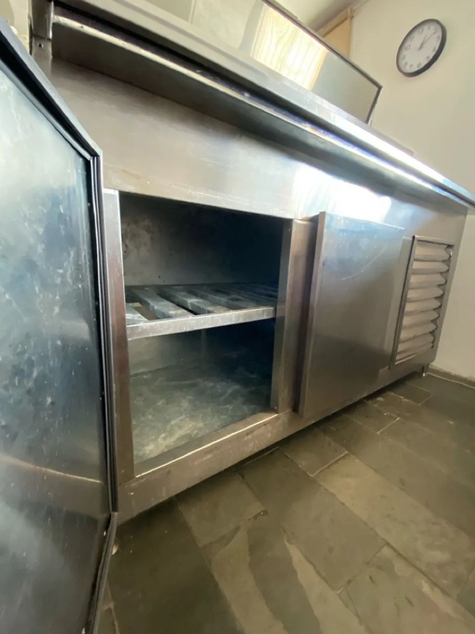 Bancada Refrigerada Industrial - Ideal para Restaurantes - Foto 2