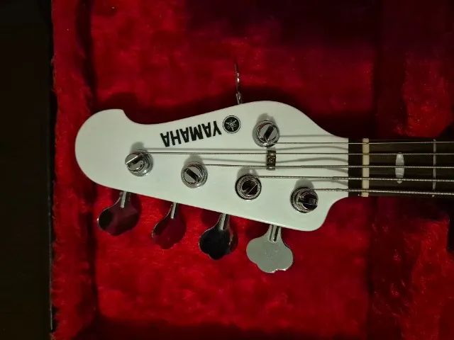 Baixo Yamaha BB615 5c Branco Ativo - Foto 4