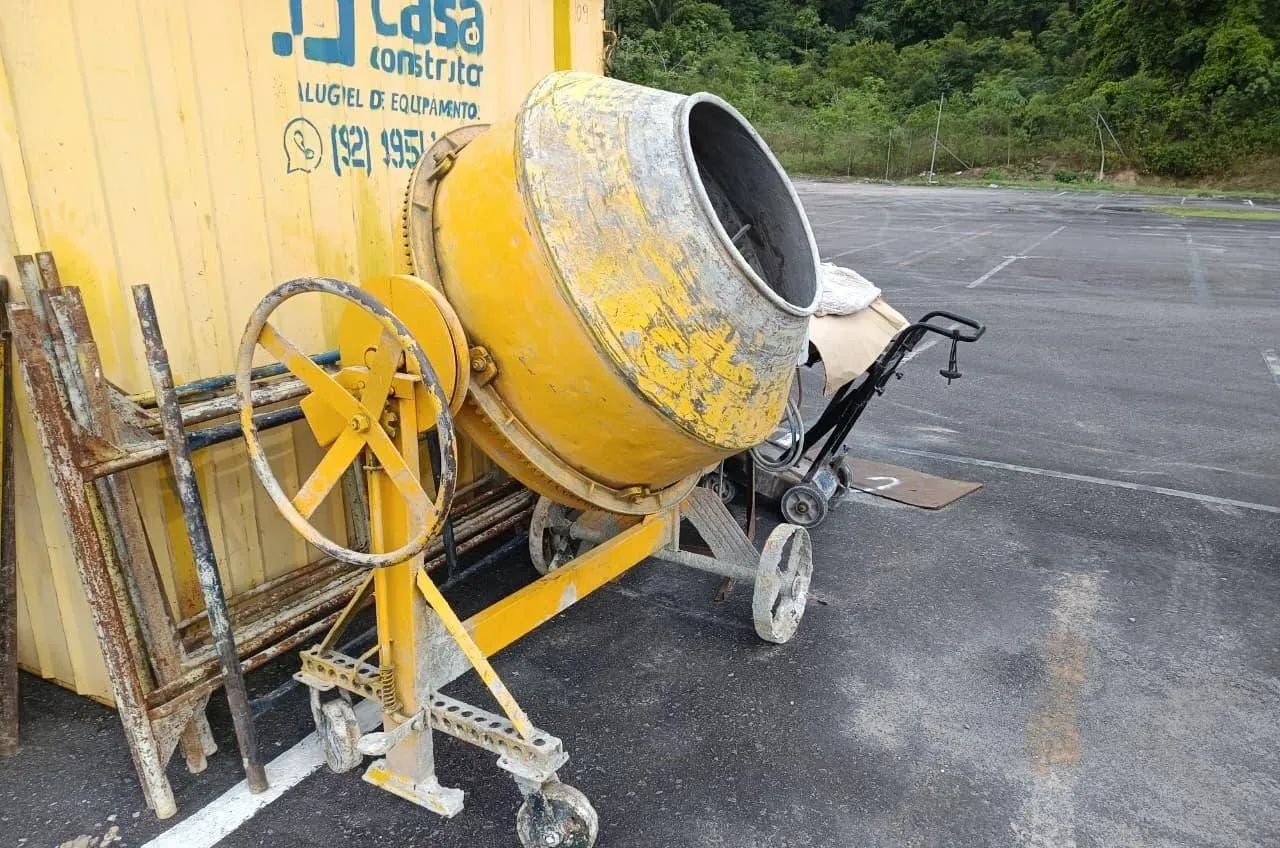 Semi-new concrete mixer